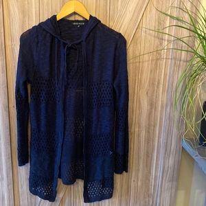 Navy blue hooded sweater.